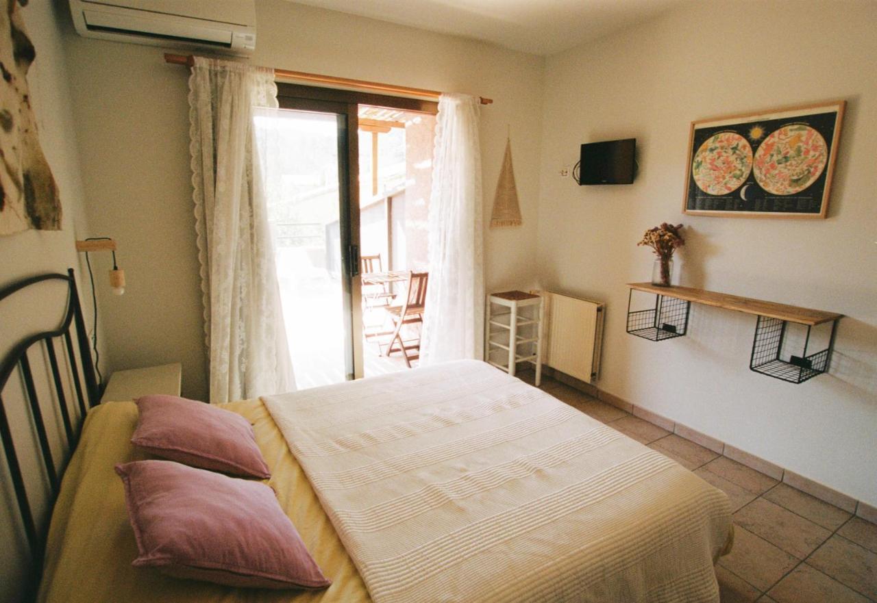 Sant Llorenc de la Muga Hostal De L'Aigua מראה חיצוני תמונה